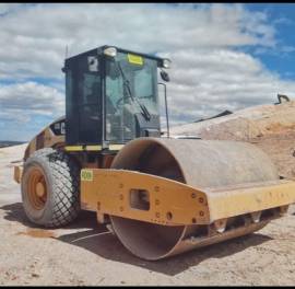 12 ton Drum Roller From Western Australia to Warrnambool